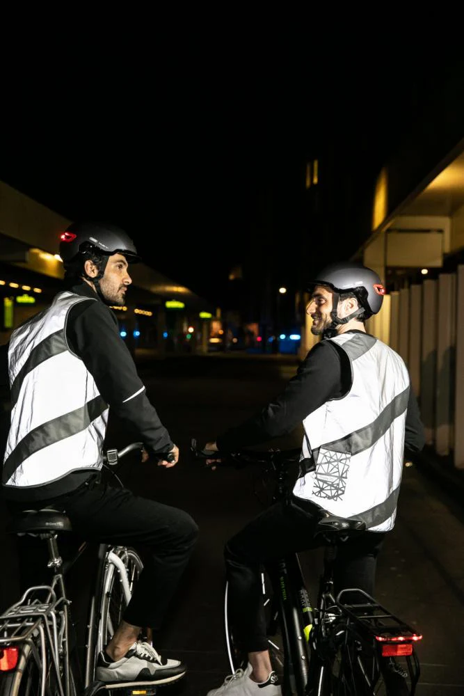 Wowow Sicherheitsweste Roadie Jacket Full Reflective, Größe L, grau  Hochreflektierende Jacke für optimale Sichtbarkeit bei Dunkelheit, wasserabweisend - Image 5